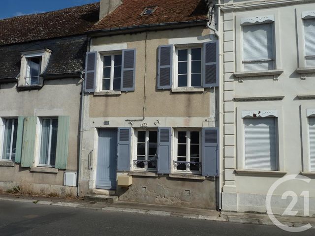 maison à vendre - 2 pièces - 56.0 m2 - COSNE COURS SUR LOIRE - 58 - BOURGOGNE - Century 21 Agence Ducreux