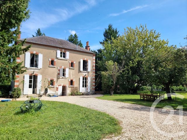 maison à vendre - 10 pièces - 230.0 m2 - LERE - 18 - CENTRE - Century 21 Agence Ducreux